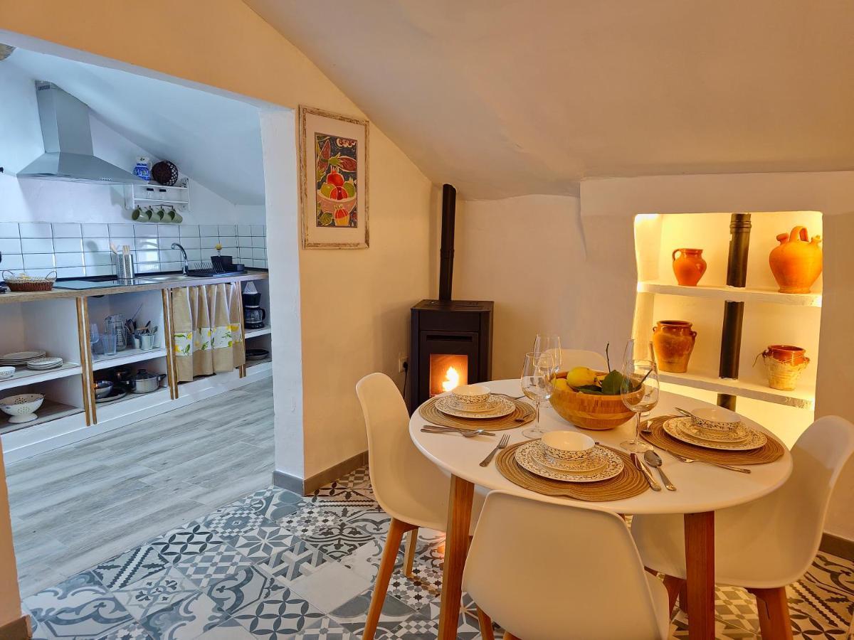 Apartamentos Rurales Tinguaton Aldeanueva de Barbarroya Kültér fotó